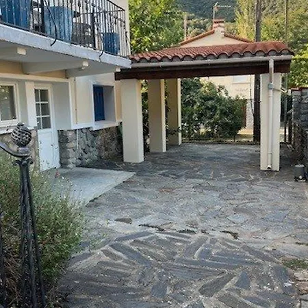 Maison Climatisee Avec Piscine Privee Et Jardin, - Fr-1-703-191 Arles-sur-Tech